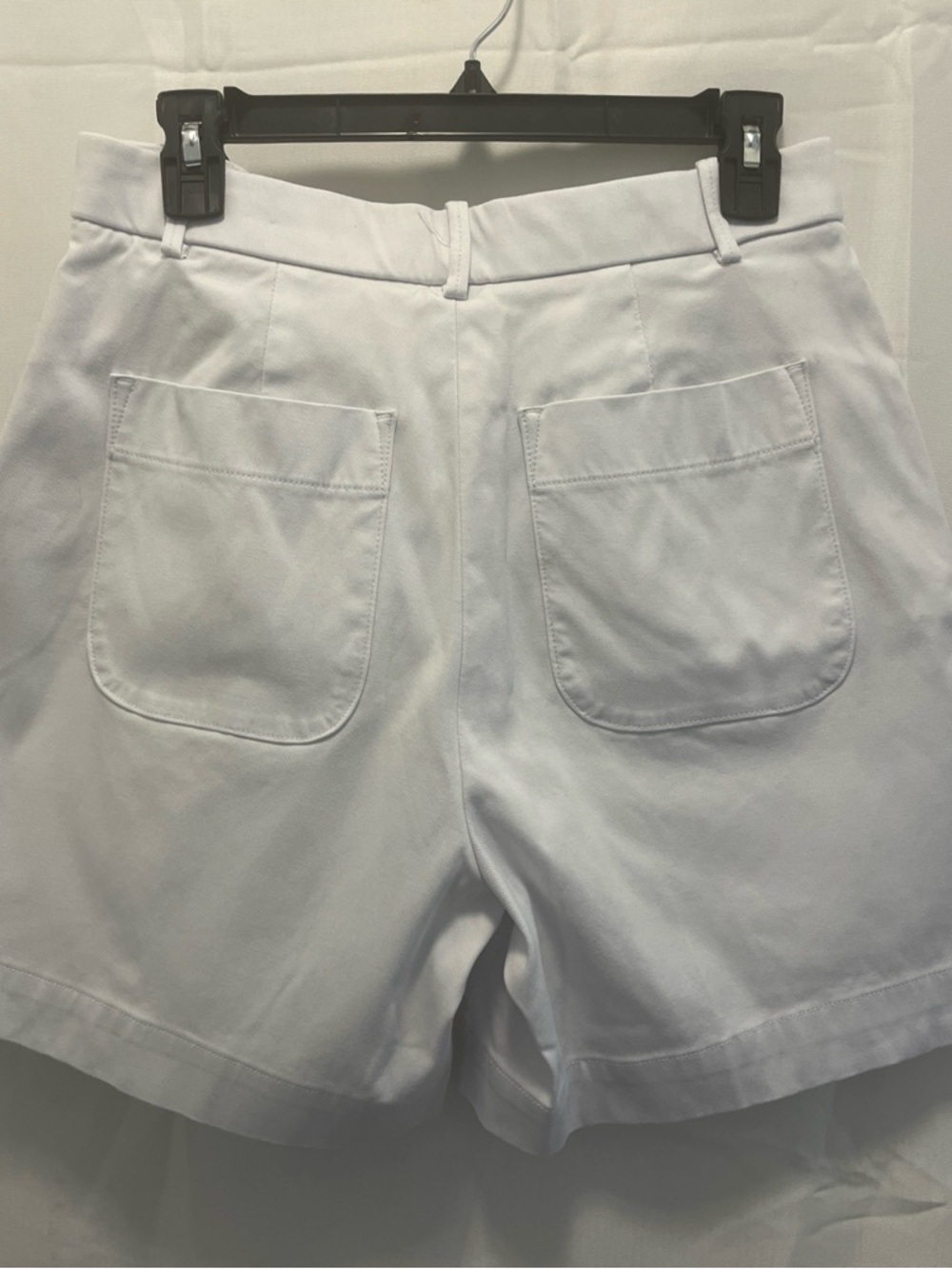 SPANX Women’s White Flat-Front Chino Shorts - Picture 3 of 6